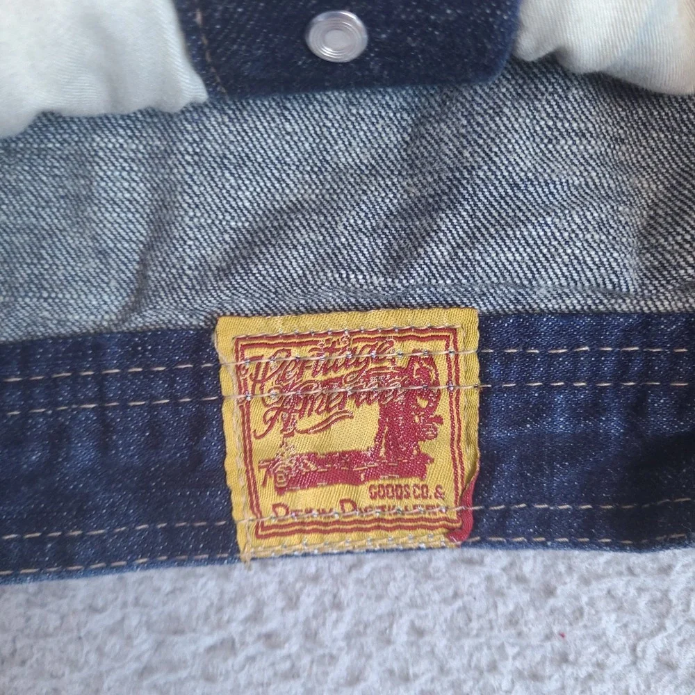 The Heritage America 1776 Denim Distillery Jacket Mens Small Faux Leather Forged